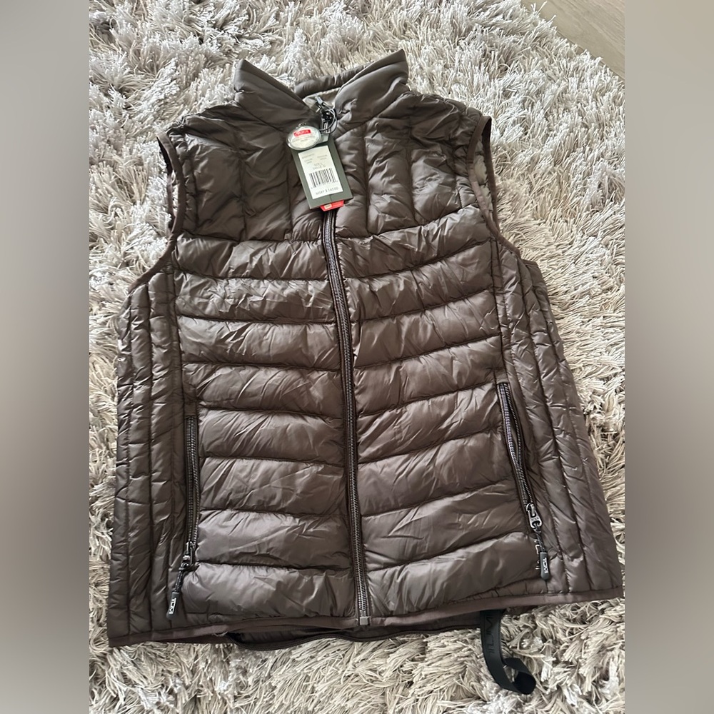 ✨NEW✨ TUMIPAX Women's Vest